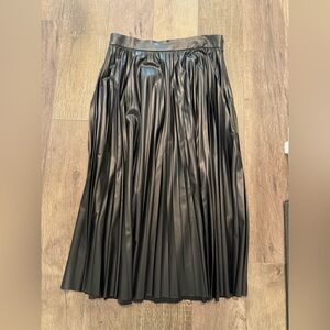 Zara Black Pleated Skirt
